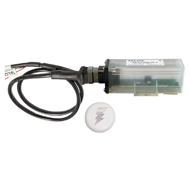 Talos Remote Lightning Detection System – 20-Foot Cable, White Round Indicator With Translucent Housing 1